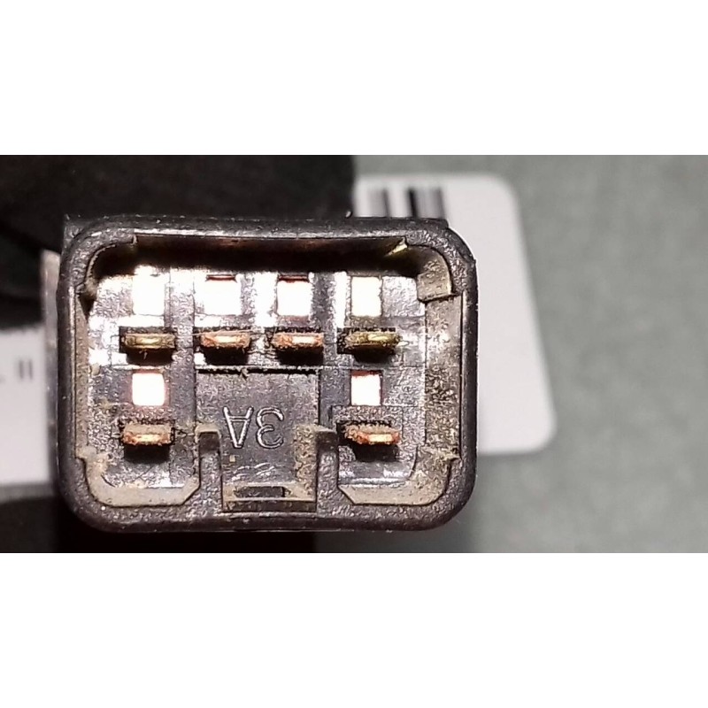 Recambio de interruptor para kia carnival ii 2.9 cdri ex referencia OEM IAM  4+2 PINES ANTINIEBLA