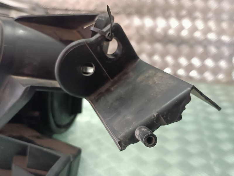 Recambio de faro izquierdo para citroen c4 picasso feel referencia OEM IAM 9675975980 967597598002 