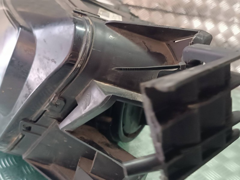 Recambio de faro izquierdo para citroen c4 picasso feel referencia OEM IAM 9675975980 967597598002 