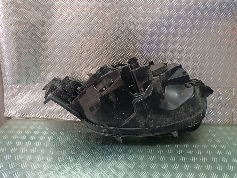 Recambio de faro izquierdo para citroen c4 picasso feel referencia OEM IAM 9675975980 967597598002 