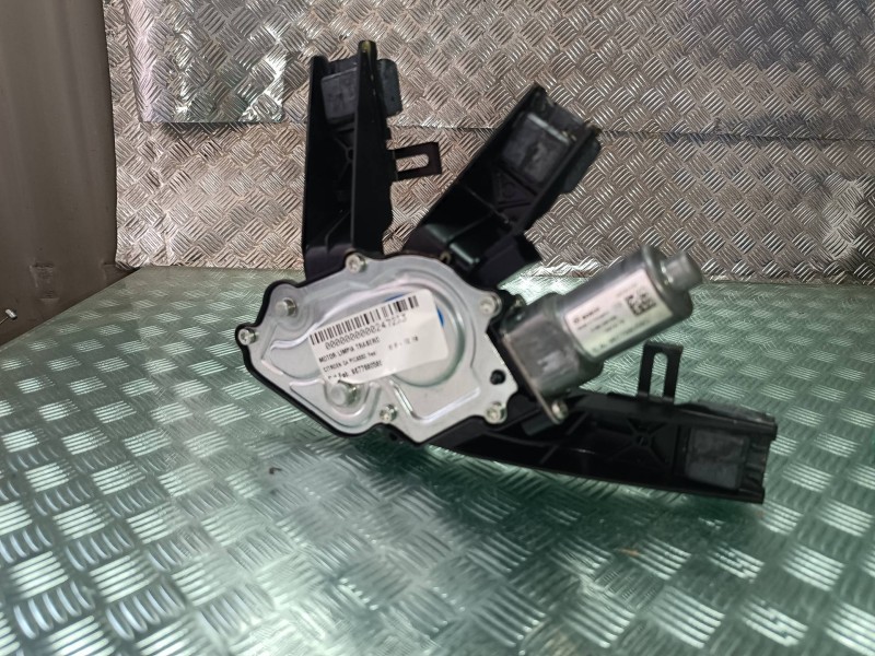 Recambio de motor limpia trasero para citroen c4 picasso feel referencia OEM IAM 9677680580 0390208008 BOSCH