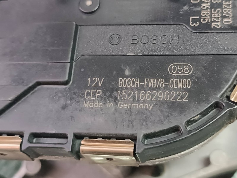 Recambio de motor limpia delantero para citroen c4 picasso feel referencia OEM IAM 9811384780 9811384780 BOSCH