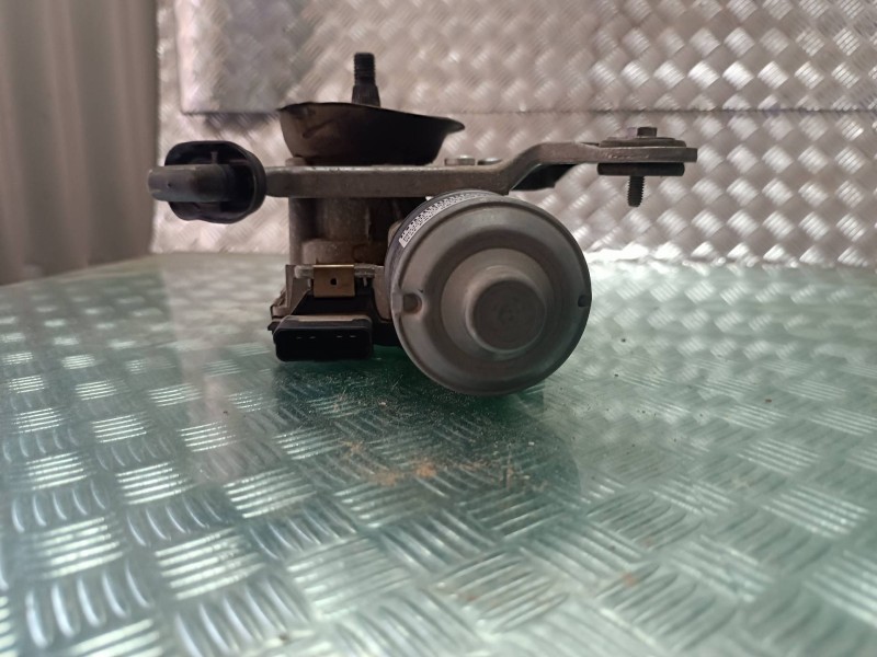 Recambio de motor limpia delantero para citroen c4 picasso feel referencia OEM IAM 9811384780 9811384780 BOSCH