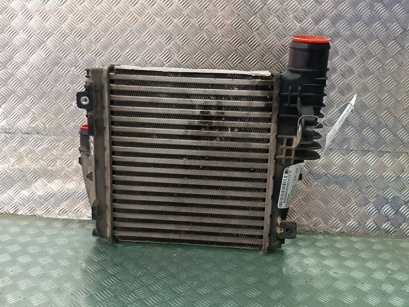 Recambio de intercooler para citroen c4 picasso feel referencia OEM IAM 9675627980  VALEO