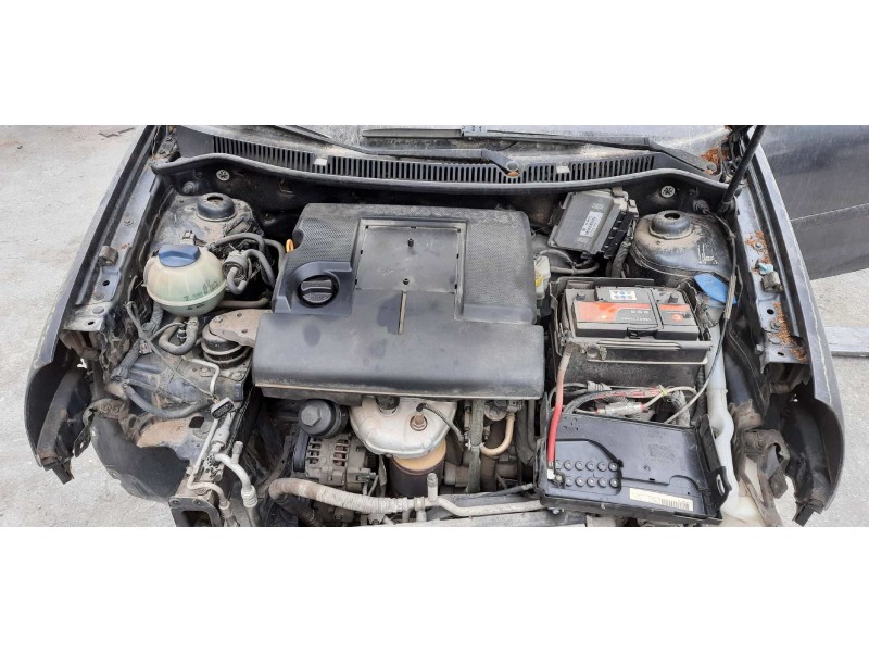 volkswagen polo (9n1) del año 2002