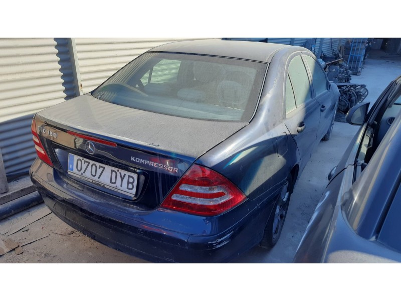 mercedes-benz clase c (w203) berlina del año 2006