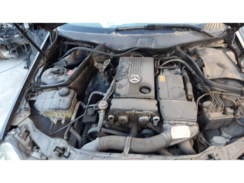 mercedes-benz clase c (w203) berlina del año 2006