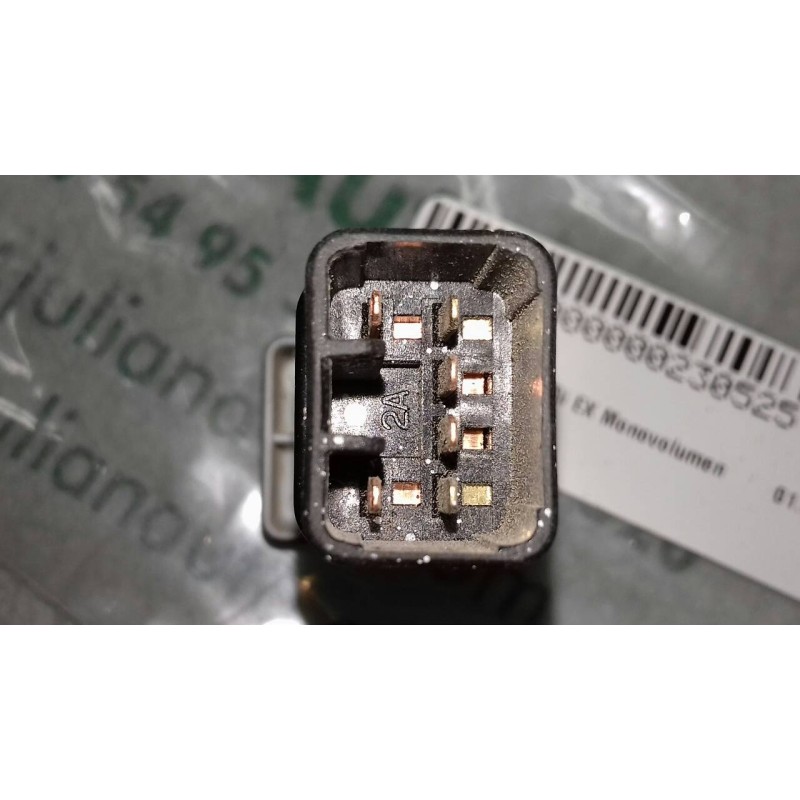 Recambio de interruptor para kia carens 2.0 crdi ex monovolumen referencia OEM IAM  4+2 PINES LUNA TERMICA