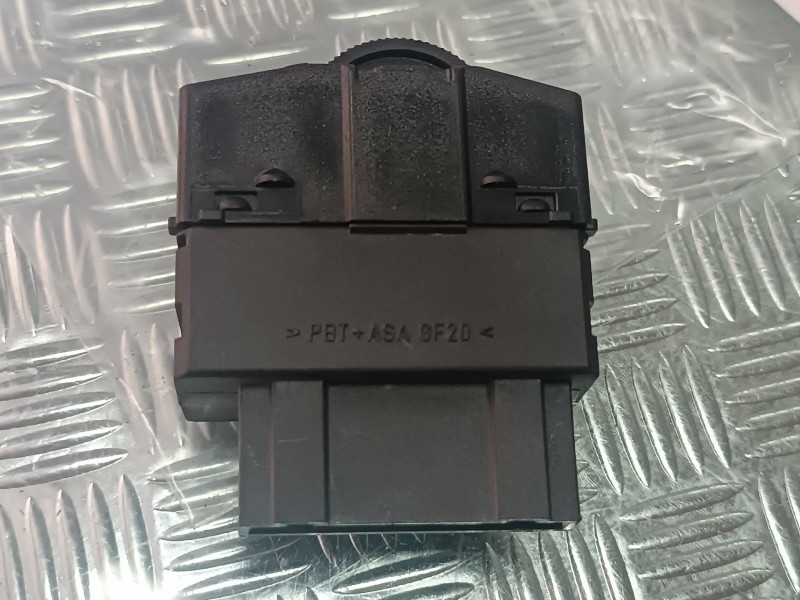 Recambio de interruptor para seat ibiza (6l1) cool referencia OEM IAM 6L0919094B  ALTURA FAROS
