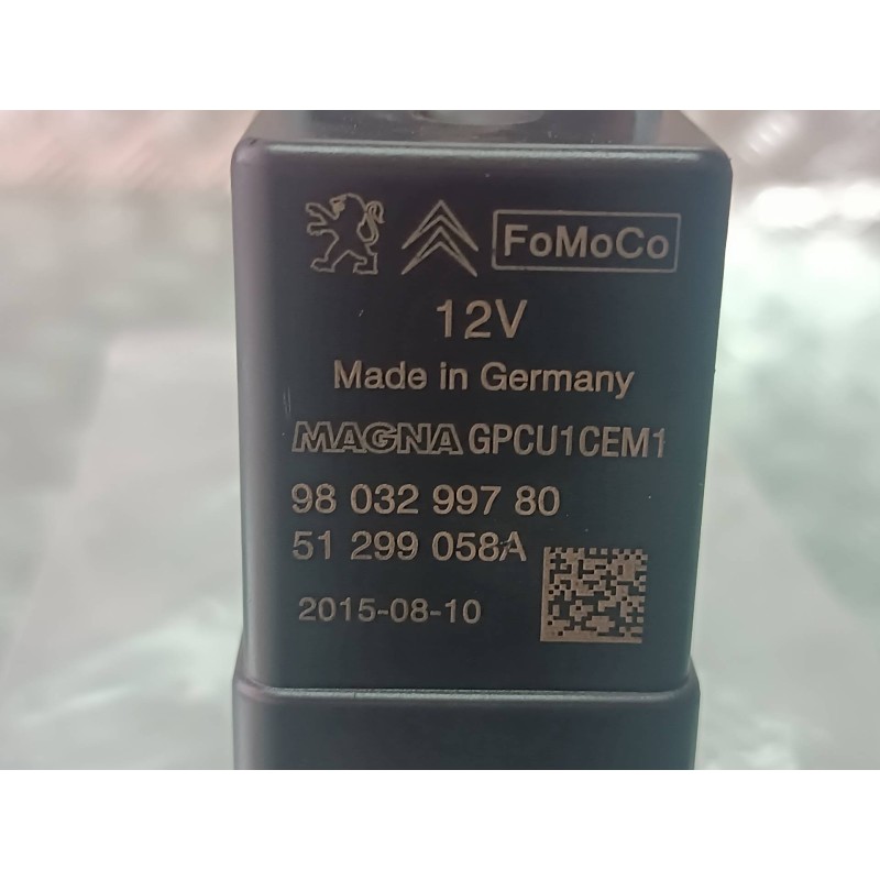 Recambio de caja precalentamiento para citroen c4 picasso feel referencia OEM IAM 9803299780 51299058A CONECTOR 8 PINES