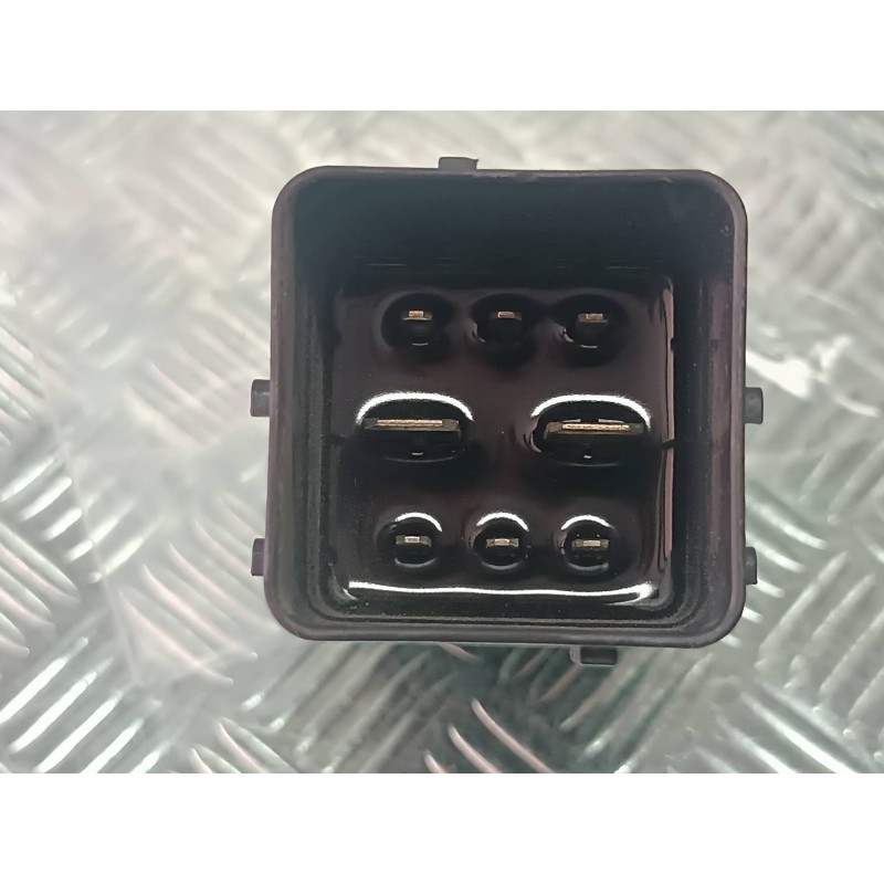 Recambio de caja precalentamiento para citroen c4 picasso feel referencia OEM IAM 9803299780 51299058A CONECTOR 8 PINES