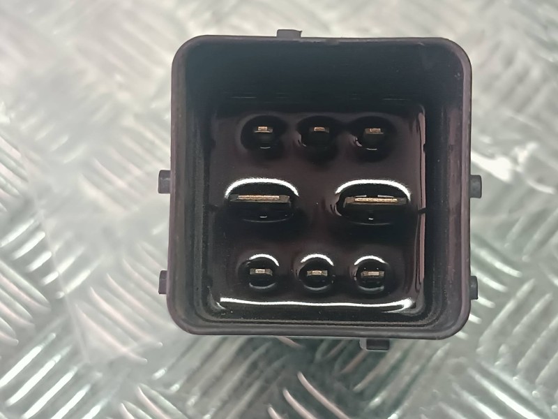 Recambio de caja precalentamiento para citroen c4 picasso feel referencia OEM IAM 9803299780 51299058A CONECTOR 8 PINES