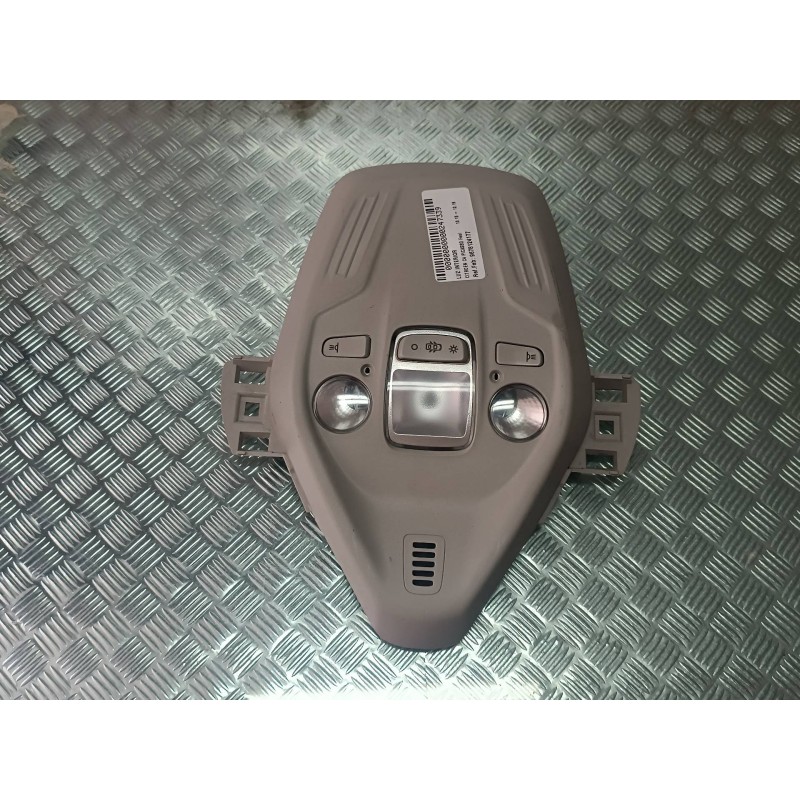 Recambio de luz interior para citroen c4 picasso feel referencia OEM IAM 9678124177 96781124077 9678124477