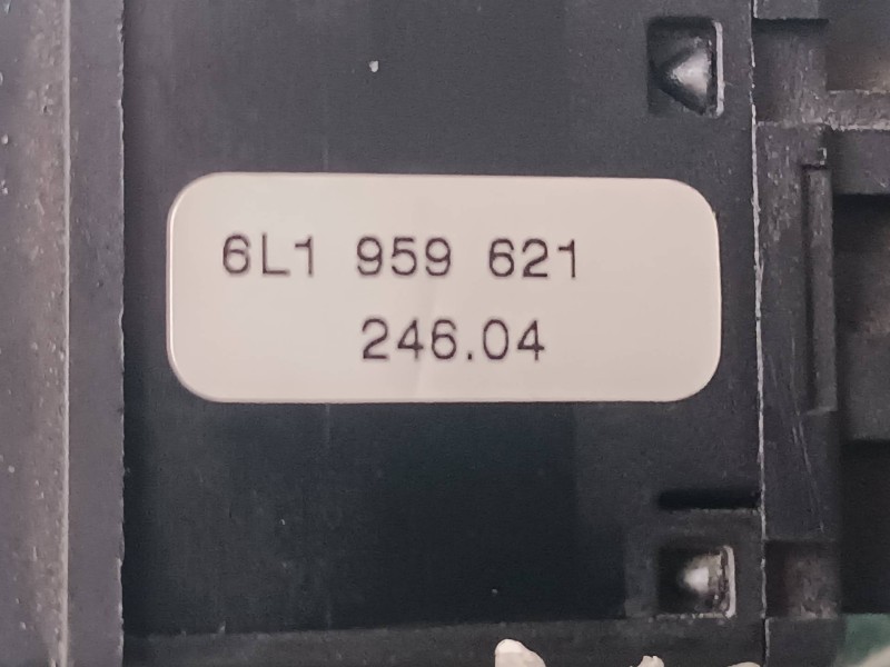 Recambio de interruptor para seat ibiza (6l1) cool referencia OEM IAM 6L1959621 CONECTOR 4 PINES LUNETA TRASERA