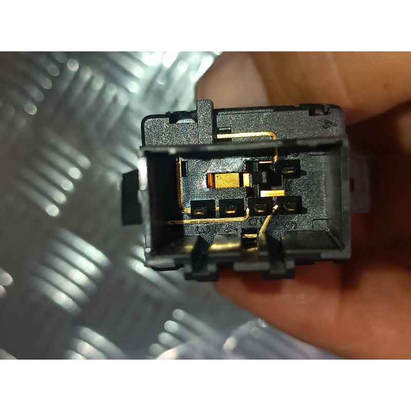 Recambio de interruptor para seat ibiza (6l1) cool referencia OEM IAM 6L1959621 CONECTOR 4 PINES LUNETA TRASERA