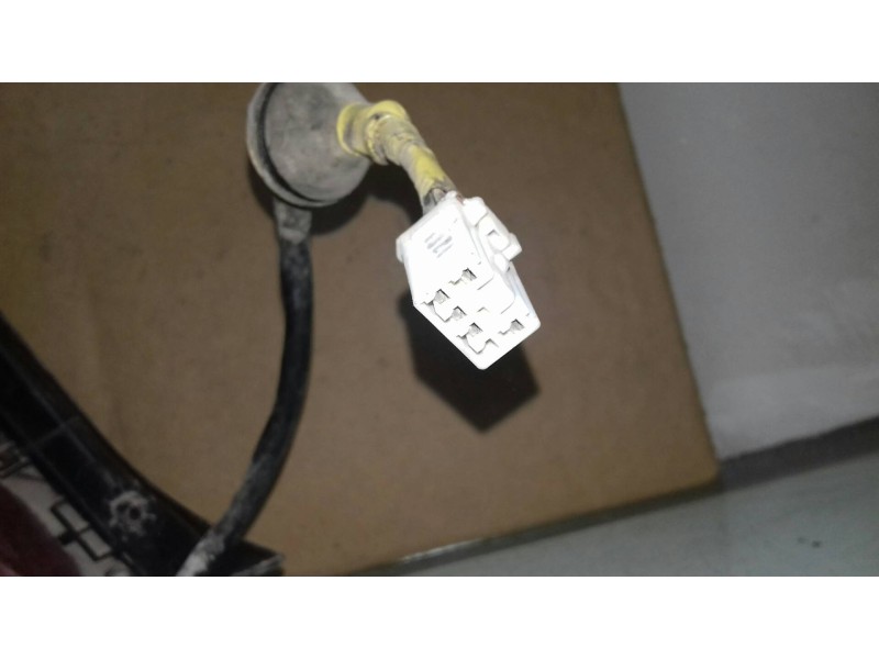 Recambio de piloto trasero derecho para hyundai accent (lc) crdi gl referencia OEM IAM 92402257  