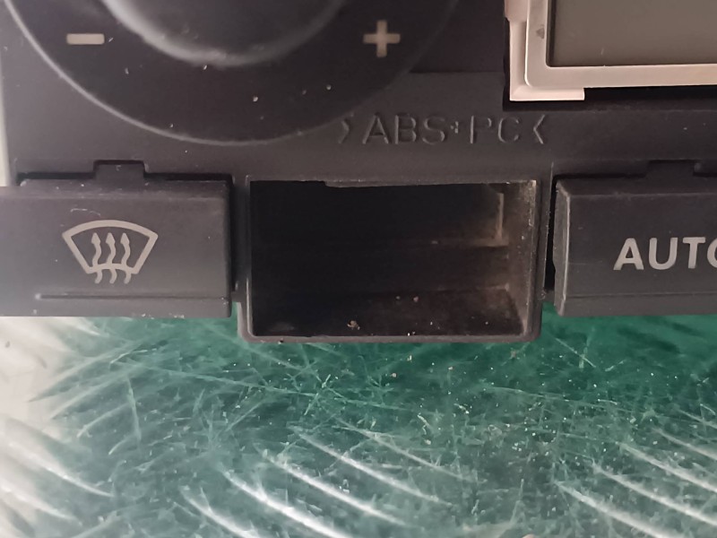 Recambio de mando climatizador para seat ibiza (6l1) cool referencia OEM IAM 6L0820043B 412206017 VDO