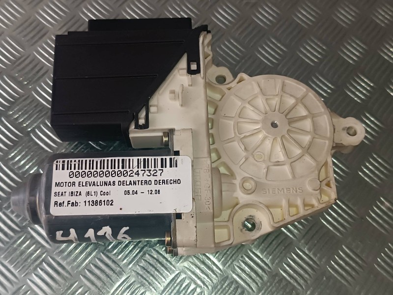 Recambio de motor elevalunas delantero derecho para seat ibiza (6l1) cool referencia OEM IAM 11386102 104383101 