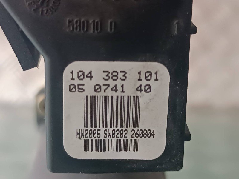 Recambio de motor elevalunas delantero derecho para seat ibiza (6l1) cool referencia OEM IAM 11386102 104383101 