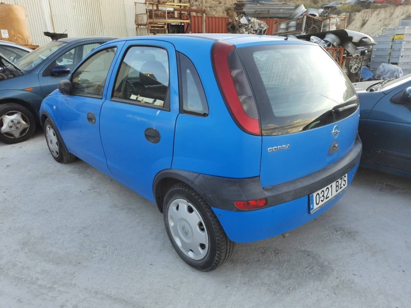 opel corsa c del año 2002