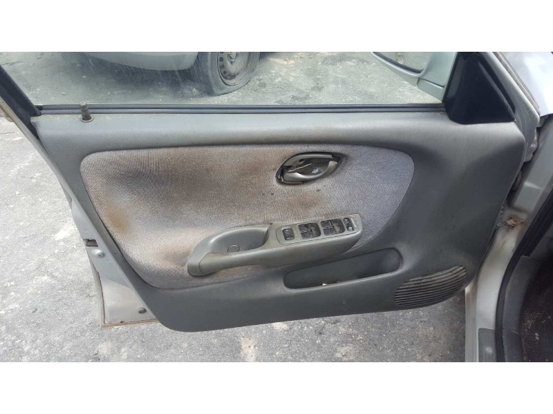 suzuki baleno berlina sy (eg) del año 2000