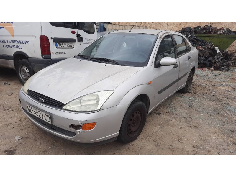 ford focus berlina (cak) del año 1999