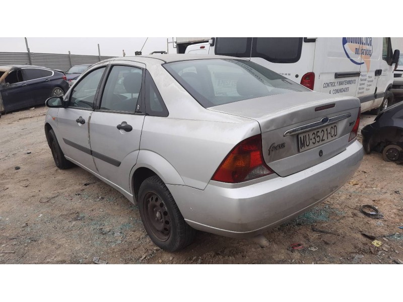 ford focus berlina (cak) del año 1999