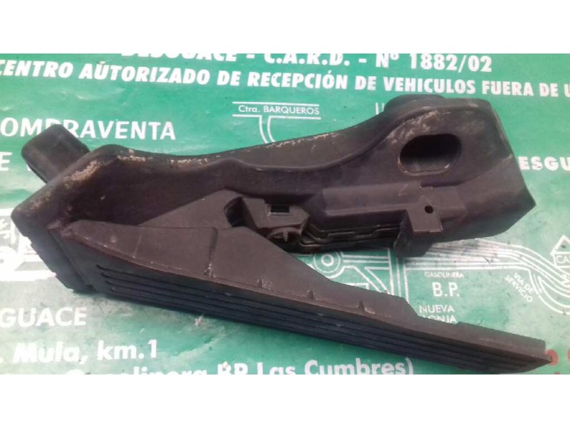 Recambio de pedal acelerador para seat altea xl (5p5) 1.9 tdi referencia OEM IAM 1K1721503M 6PV00889000 HELLA Recambio de pedal acelerador para seat altea xl (5p5) 1.9 tdi referencia OEM IAM 1K1721503M 6PV00889000 HELLA