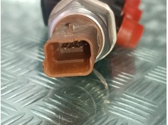 Recambio de rampa inyectora para citroen c4 picasso feel referencia OEM IAM 9804776780 CONECTOR 3 PINES FOMOCO 2