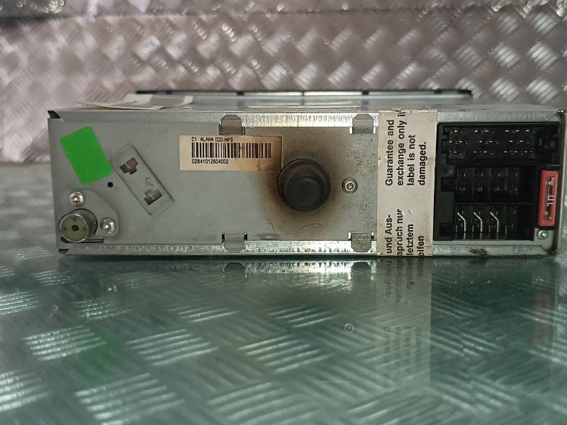 Recambio de sistema audio / radio cd para seat ibiza (6l1) cool referencia OEM IAM 6L0035186A 9184288551 021885