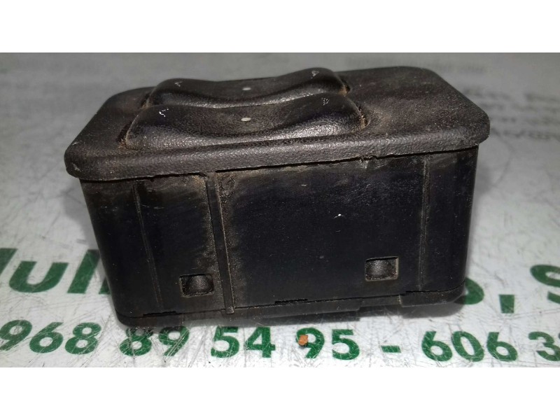 Recambio de mando elevalunas delantero izquierdo para opel zafira a club referencia OEM IAM 13363201 90561088 