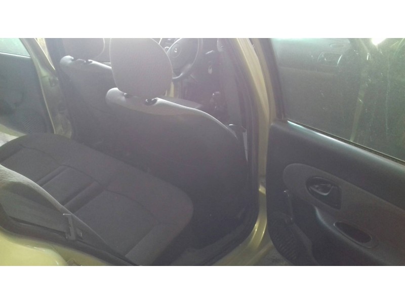 renault clio ii fase ii (b/cb0) del año 2005