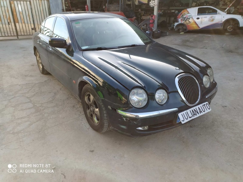jaguar s-type del año 2000