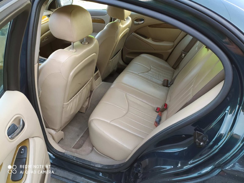 jaguar s-type del año 2000