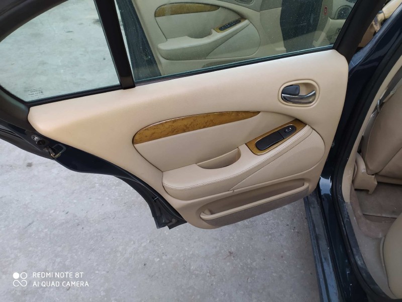 jaguar s-type del año 2000