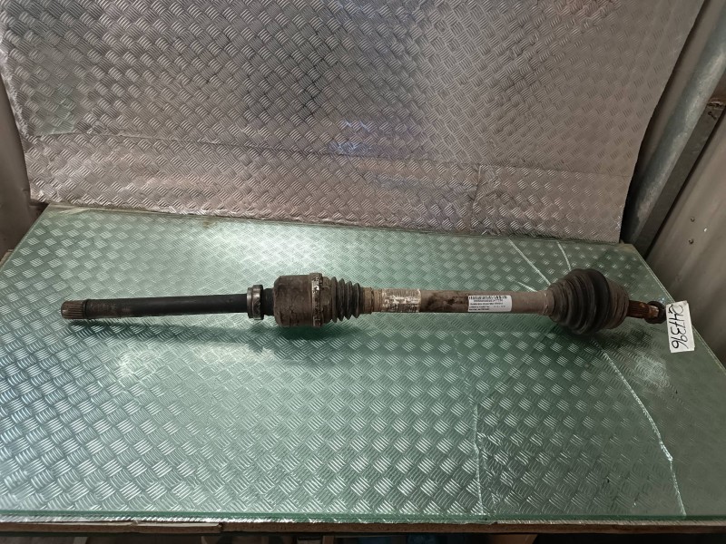 Recambio de transmision delantera derecha para citroen c4 picasso feel referencia OEM IAM 9677570880 8PN81 