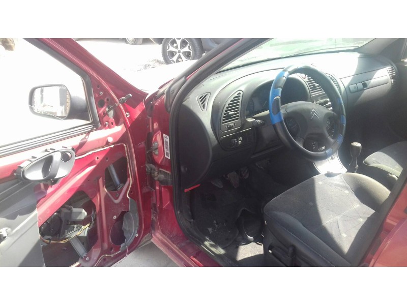 citroen xsara berlina del año 2000