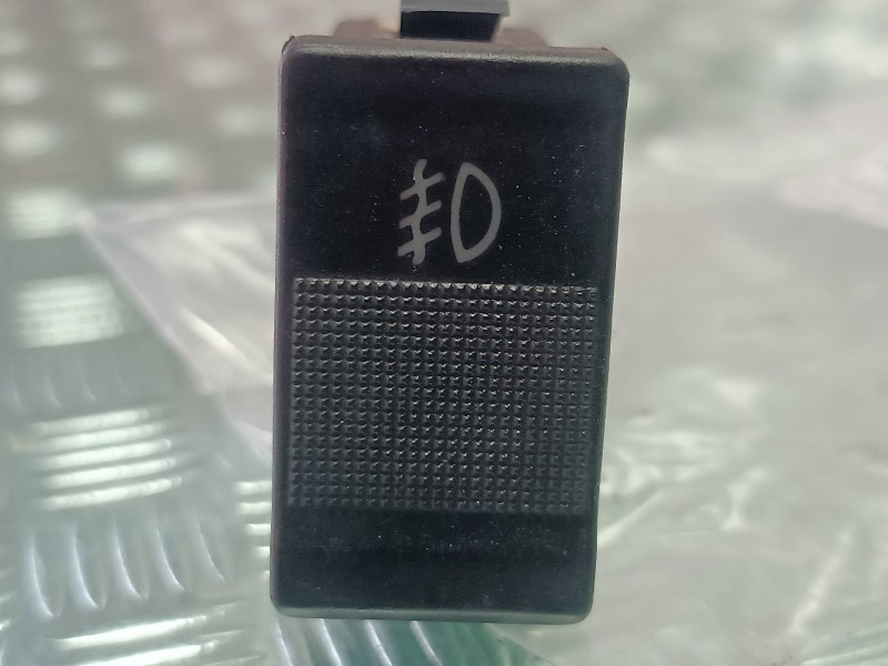 Recambio de interruptor para audi 100 berlina (c4) básico referencia OEM IAM 893941535  ANTINIEBLA DELANTERO