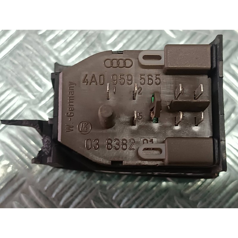 Recambio de mando retrovisor para audi 100 berlina (c4) básico referencia OEM IAM 4A0959565 03838201 MANDO REGULADOR