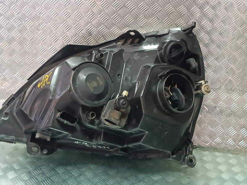 Recambio de faro derecho para renault clio ii fase ii (b/cb0) authentique referencia OEM IAM 15601800RE  