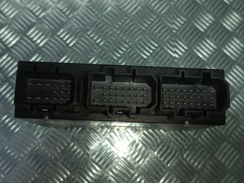 Recambio de modulo confort para seat leon (1m1) signo referencia OEM IAM 1C0959799E 5DK00821350 HELLA