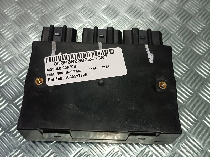 Recambio de modulo confort para seat leon (1m1) signo referencia OEM IAM 1C0959799E 5DK00821350 HELLA