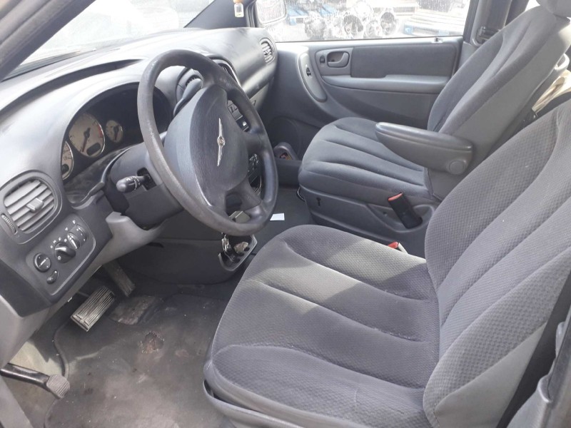 chrysler voyager (rg) del año 2004