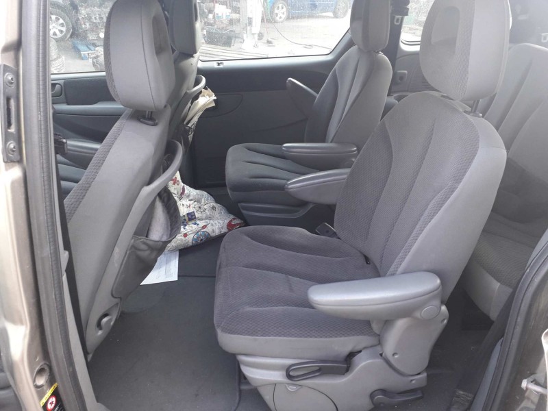 chrysler voyager (rg) del año 2004