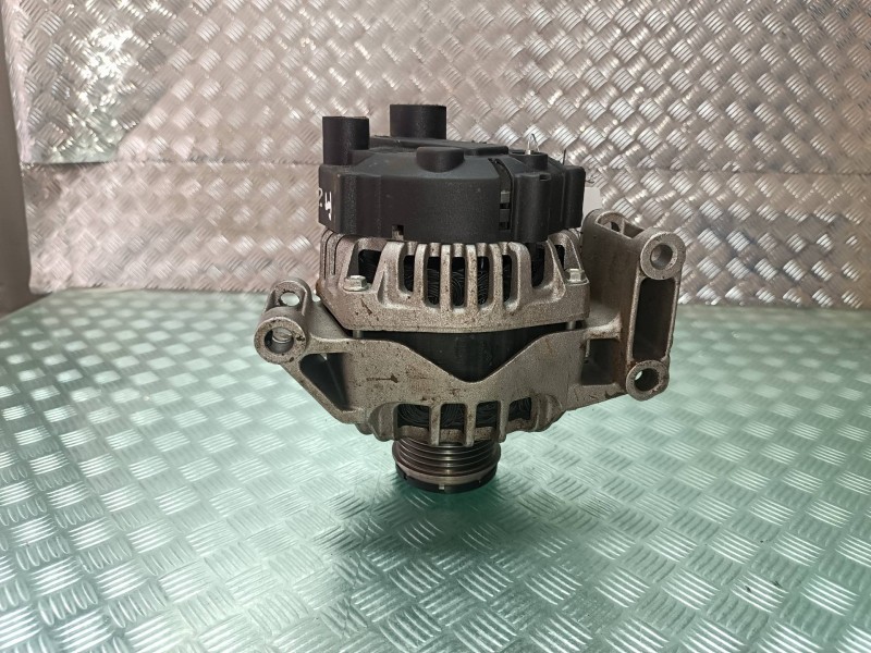 Recambio de alternador para fiat fiorino adventure sx kasten referencia OEM IAM LRA02804 P0B43907 LUCAS
