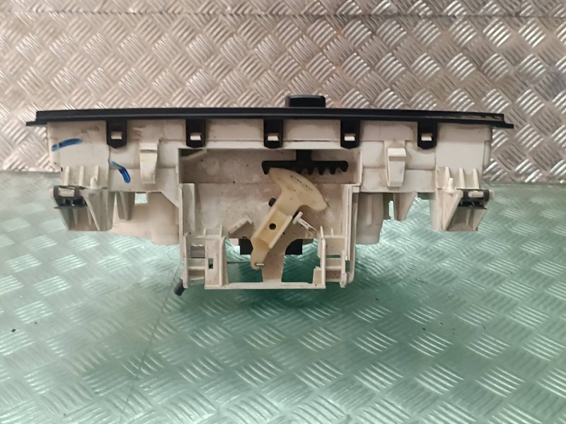 Recambio de mando calefaccion / aire acondicionado para fiat fiorino adventure sx kasten referencia OEM IAM 7354462118 50274320 