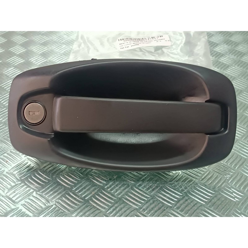 Recambio de maneta exterior delantera izquierda para fiat fiorino adventure sx kasten referencia OEM IAM 242559 242559C 