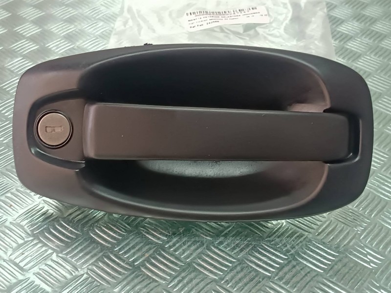 Recambio de maneta exterior delantera izquierda para fiat fiorino adventure sx kasten referencia OEM IAM 242559 242559C 