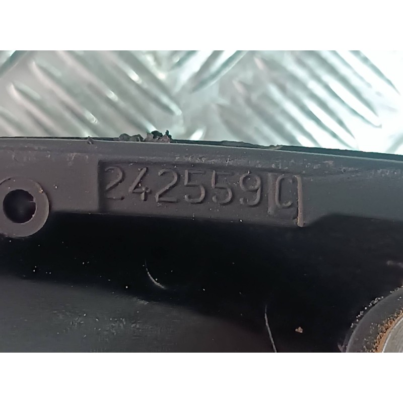 Recambio de maneta exterior delantera izquierda para fiat fiorino adventure sx kasten referencia OEM IAM 242559 242559C 