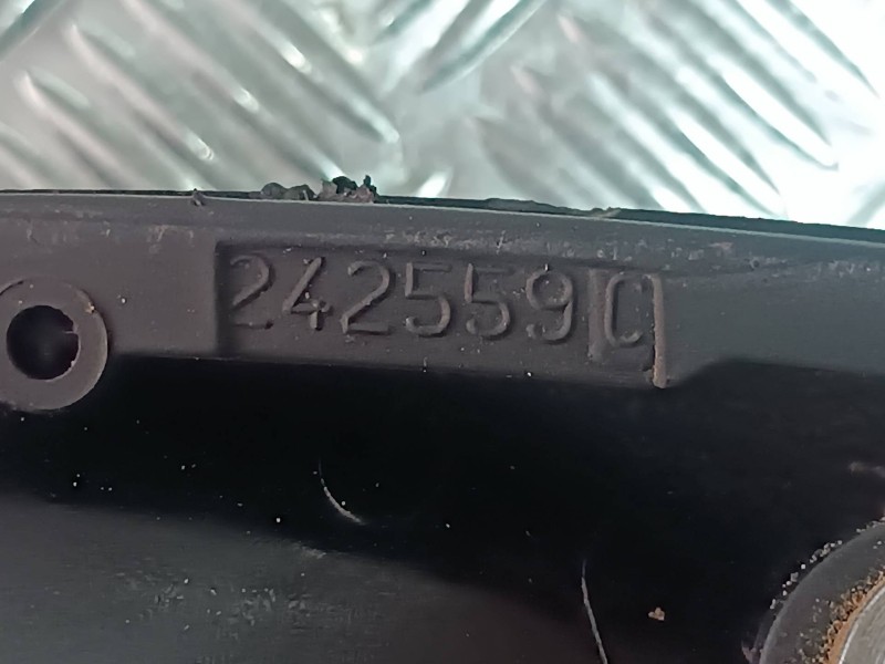 Recambio de maneta exterior delantera izquierda para fiat fiorino adventure sx kasten referencia OEM IAM 242559 242559C 